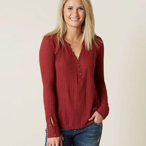 Lucky Brand Red Pear Drop Needle henley size xl